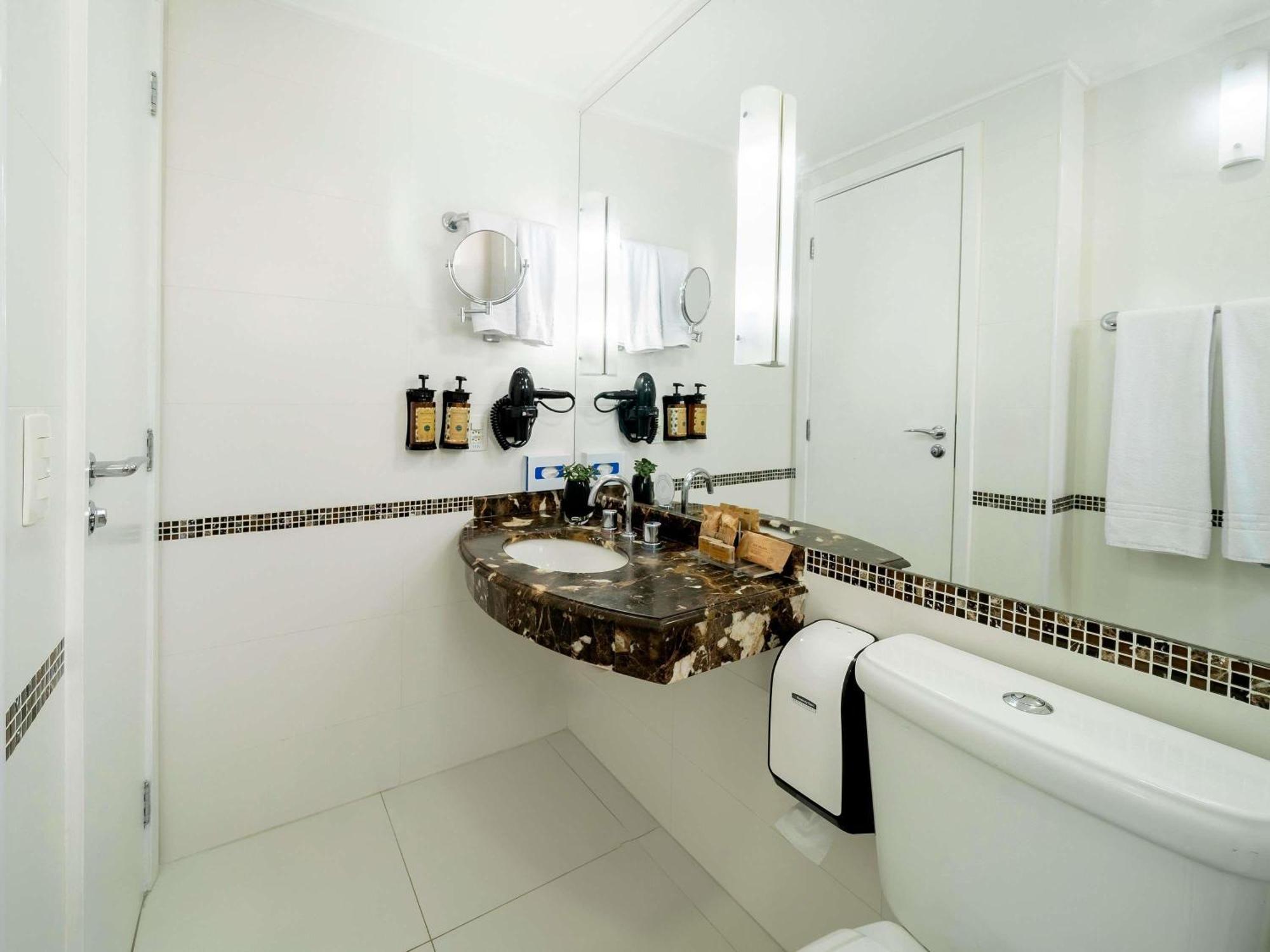 Hotel Mercure Ibirapuera Privilege 4*